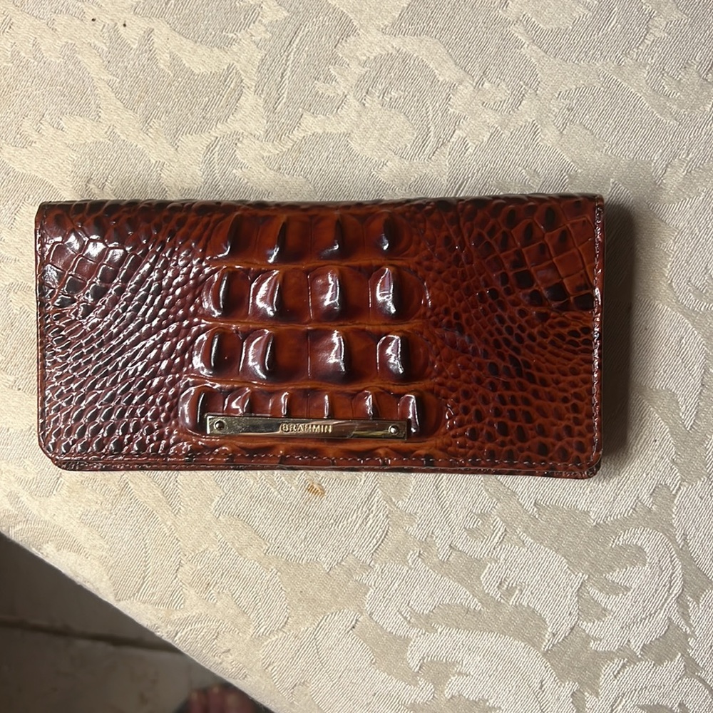 Brahmin Ady wallet in pecan NWOT